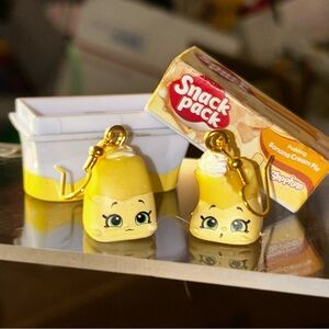 Shopkins foodie earrings with Carrie case